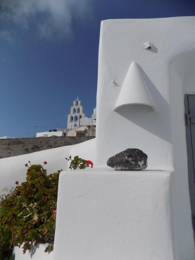 Imarkellis Santorini Pyrgos Kallistis Bagian luar foto