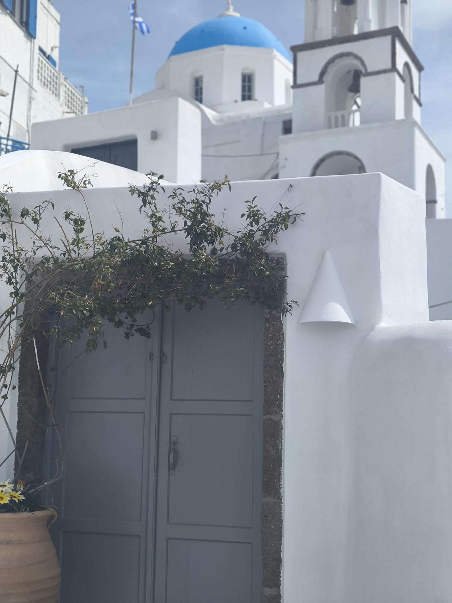 Imarkellis Santorini Pyrgos Kallistis Bagian luar foto